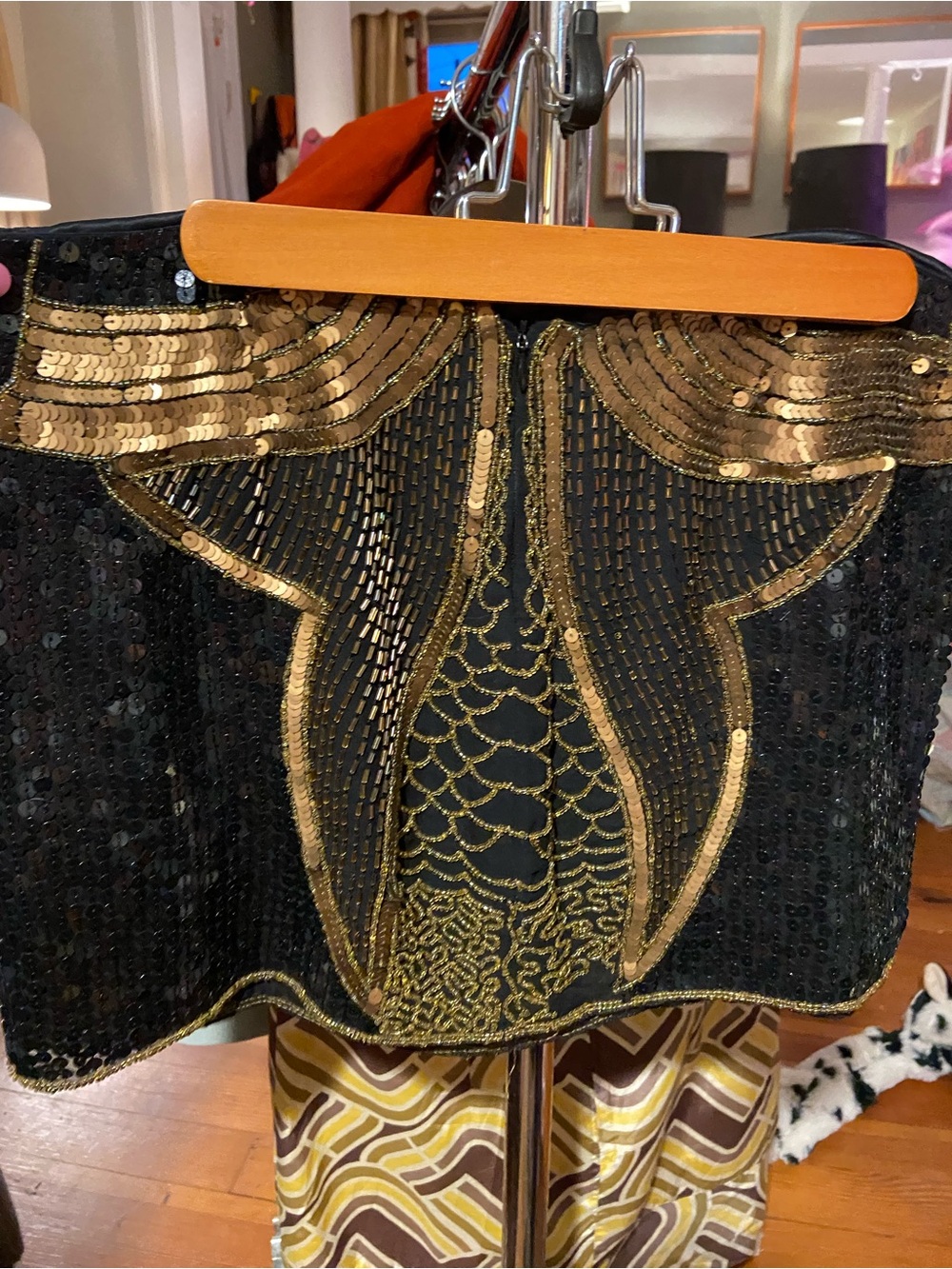 SEXY & DRESSY AF SKIRT! Gryphon Black Beaded Mini Skirt with Gold & Black Sequin